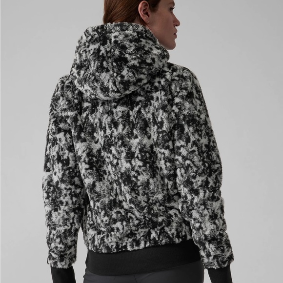 Athleta Tugga Sherpa Jacquard Hoodie - Picture 2 of 9